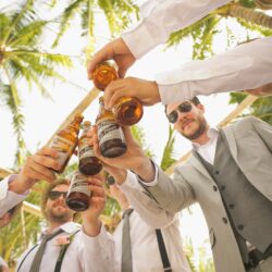 men, beers, cheers-1854191.jpg